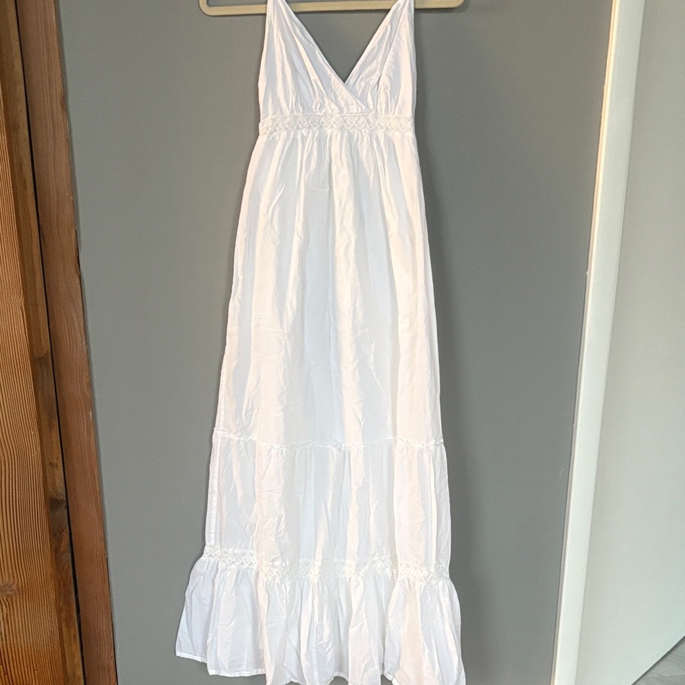 Seraphine White maternity dress size 2. Cotton